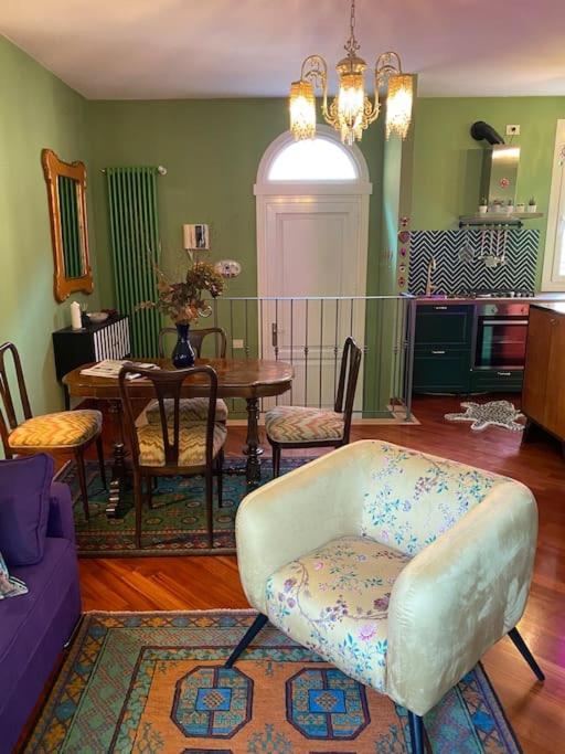 Maggie'S Place Appartment With Private Backyard Ravenna Bagian luar foto