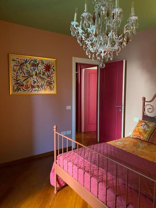 Maggie'S Place Appartment With Private Backyard Ravenna Bagian luar foto
